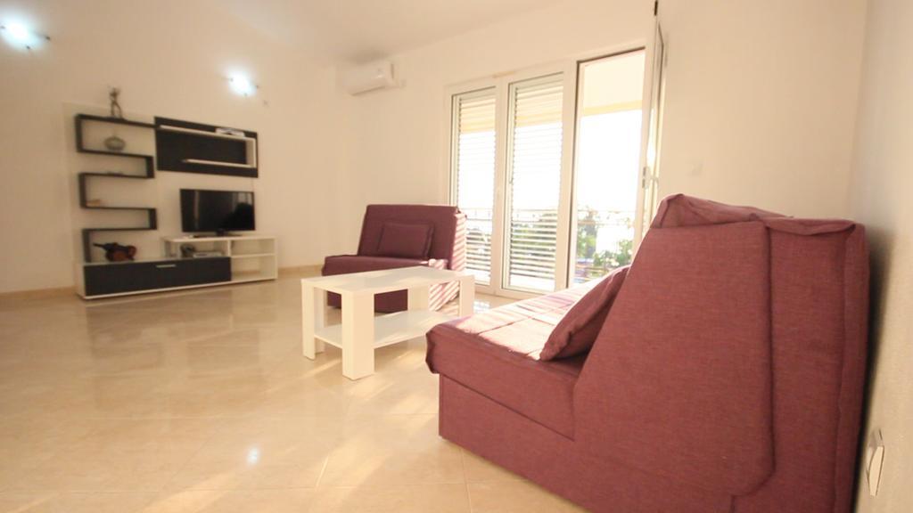 Apartments Percobic Сутоморе Стая снимка